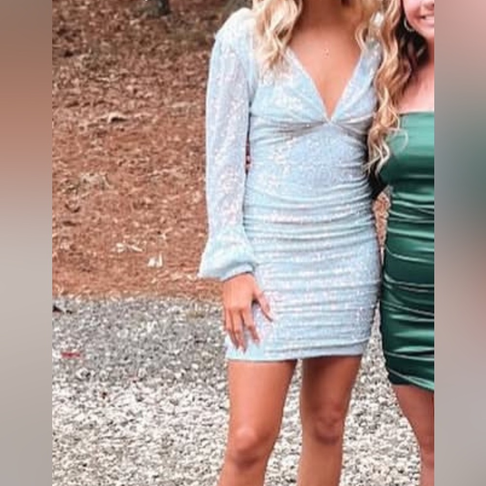 Blue short long sleeve cocktail dress